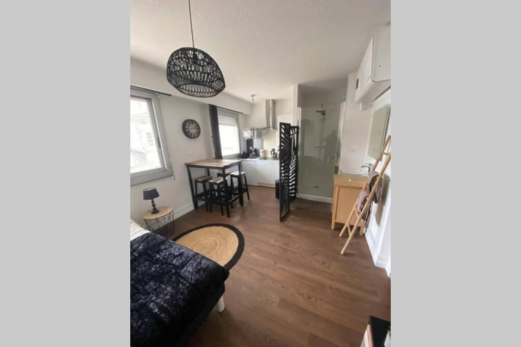 Le 13 Du Temple - Plein Coeur Centre Ville, Residence Privee, 5Mn Gare Sncf, Wifi Et Netflix นีออร์ ภายนอก รูปภาพ